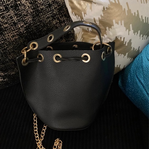 Bucket bag - Picture 3 of 5